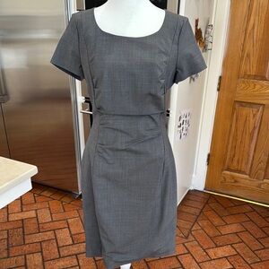 Lavia - Elegant Gray Short Sleeve Knee Length Women's Dress - Size: IT 42 - US6